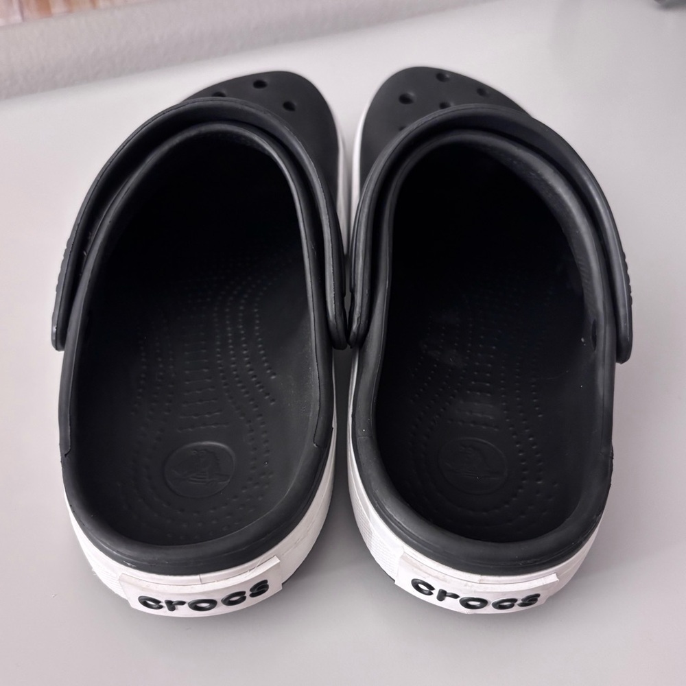 Crocs - Picture 4 of 6